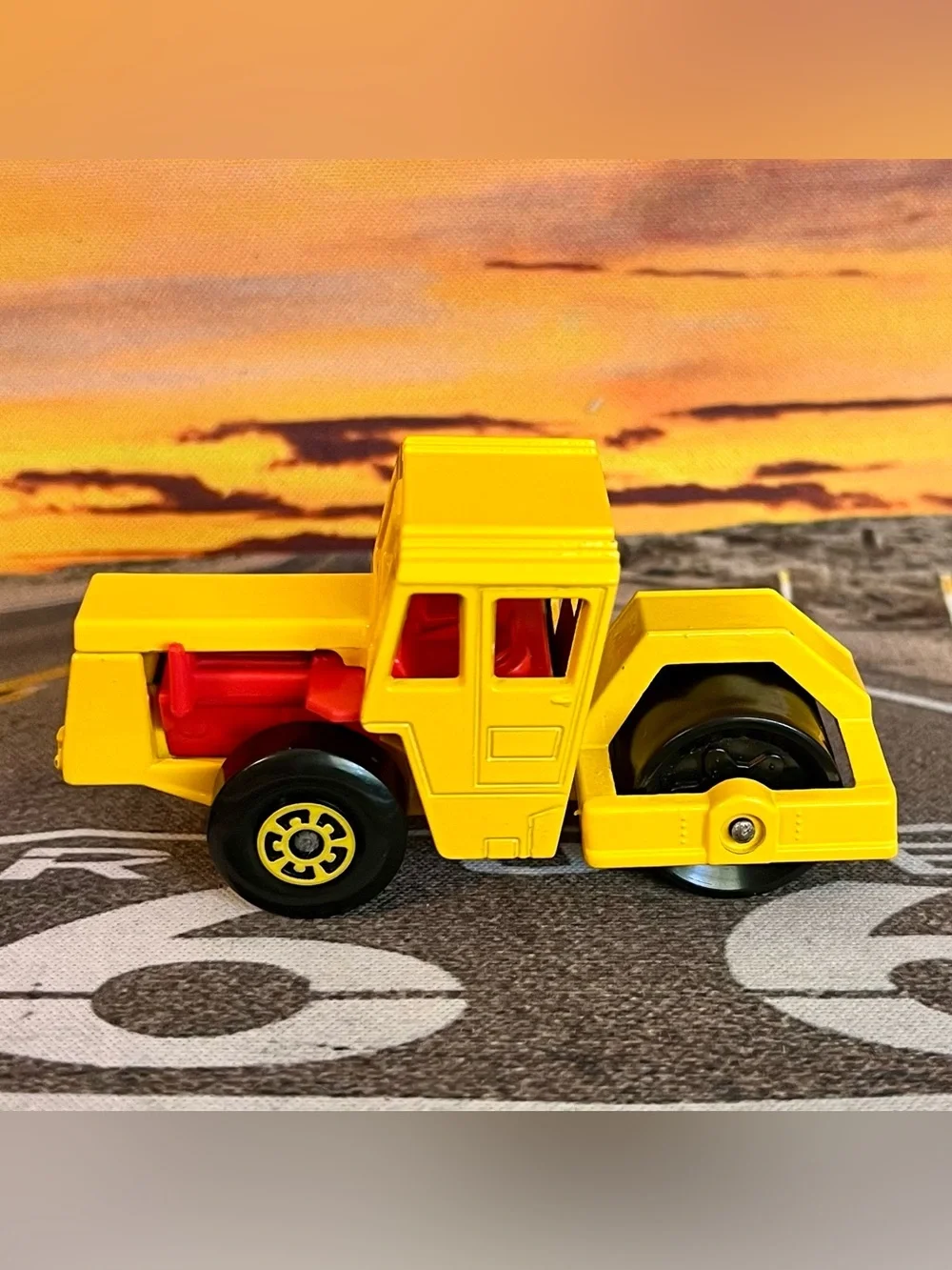 Vintage Lesney Matchbox 1978 Yellow Bomag Road Roller No. 72 Made In England